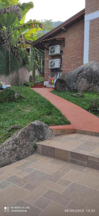 Hospedagem Para Temporada Em Ubatuba Bagian luar foto