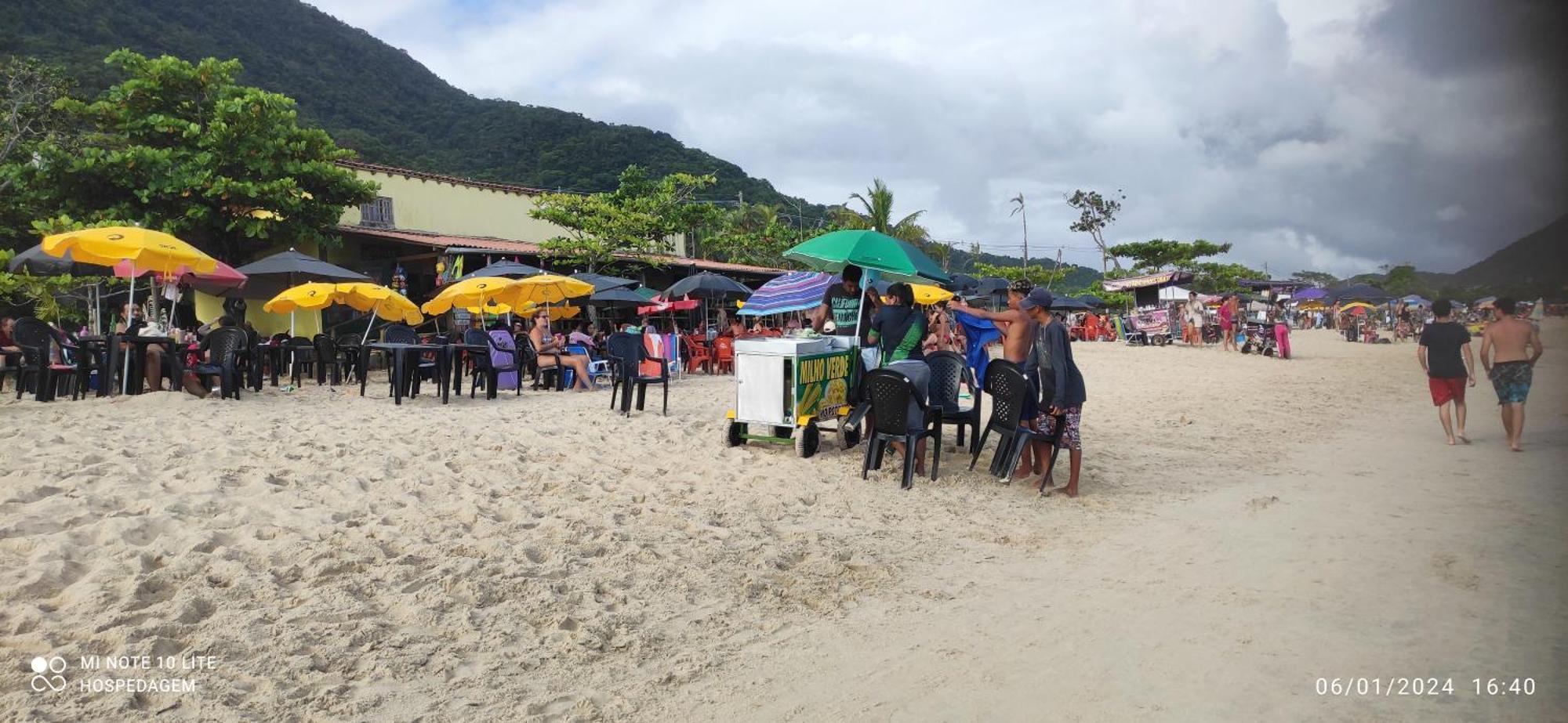 Hospedagem Para Temporada Em Ubatuba Ruang foto