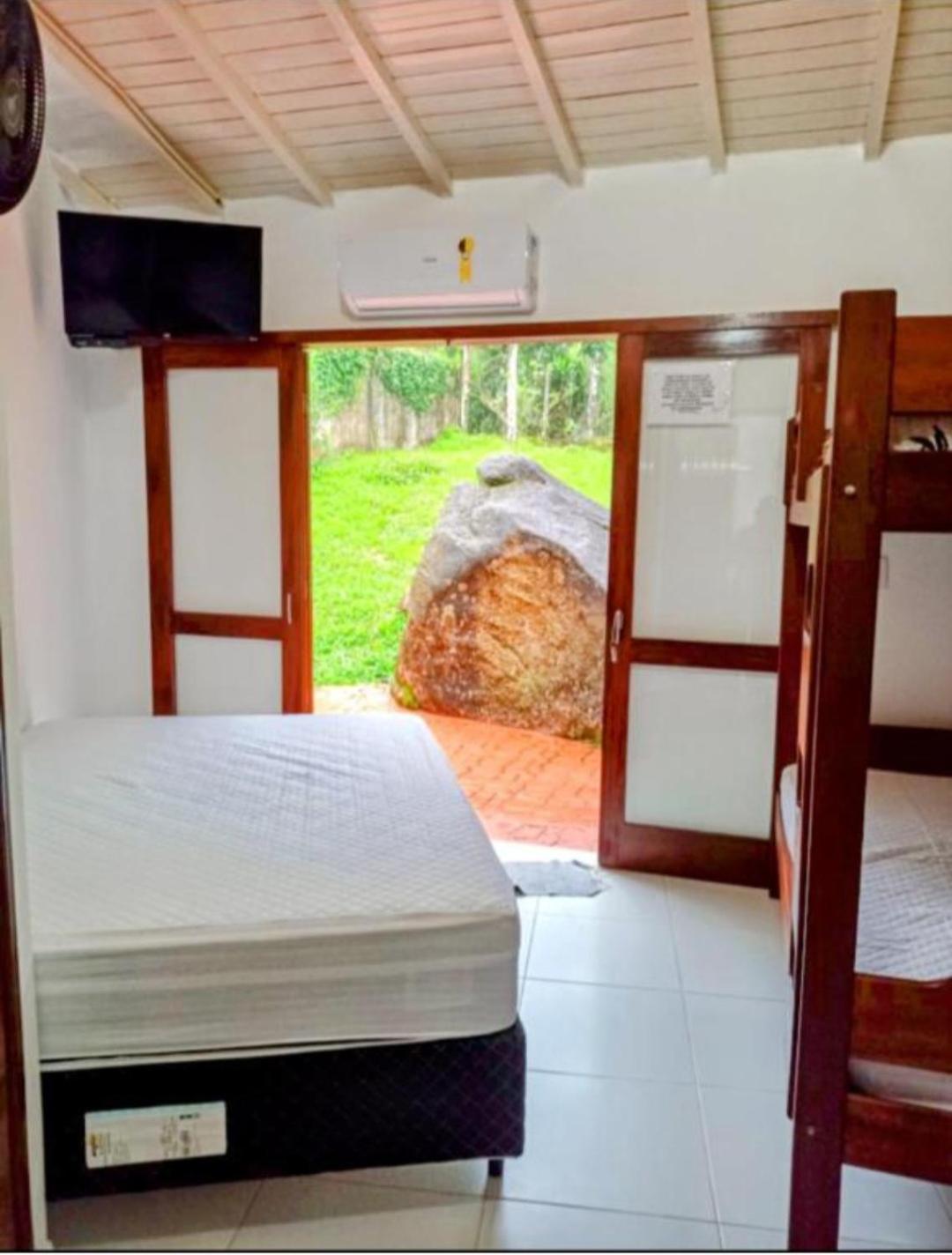 Hospedagem Para Temporada Em Ubatuba Ruang foto